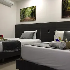 10 Express Hotel