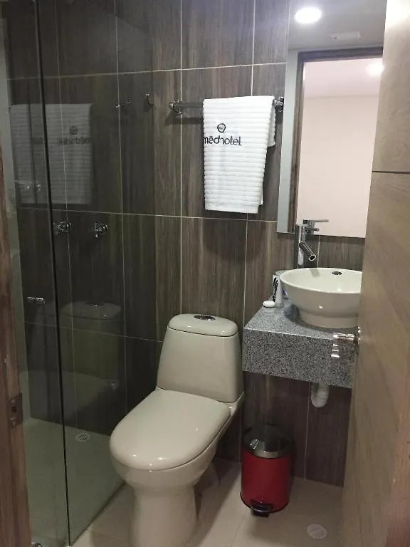 Hotel Med 70 Medellín 3*,