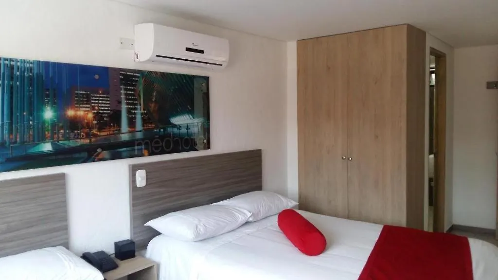 Hotel Med 70 Medellín